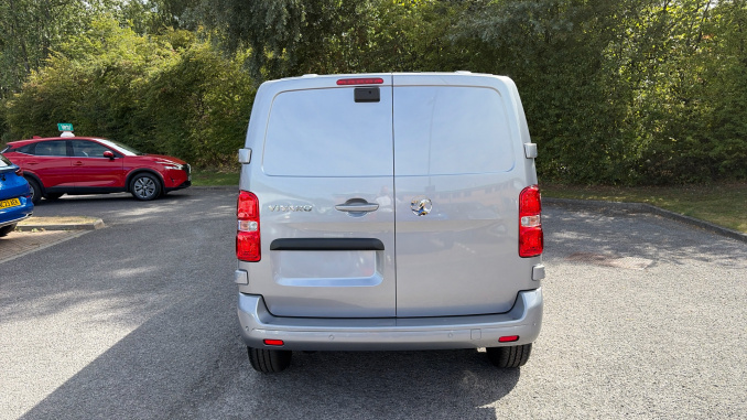 Vauxhall Vivaro L1 Diesel 1.5 Turbo D 120 Pro H1 Van - Image 11